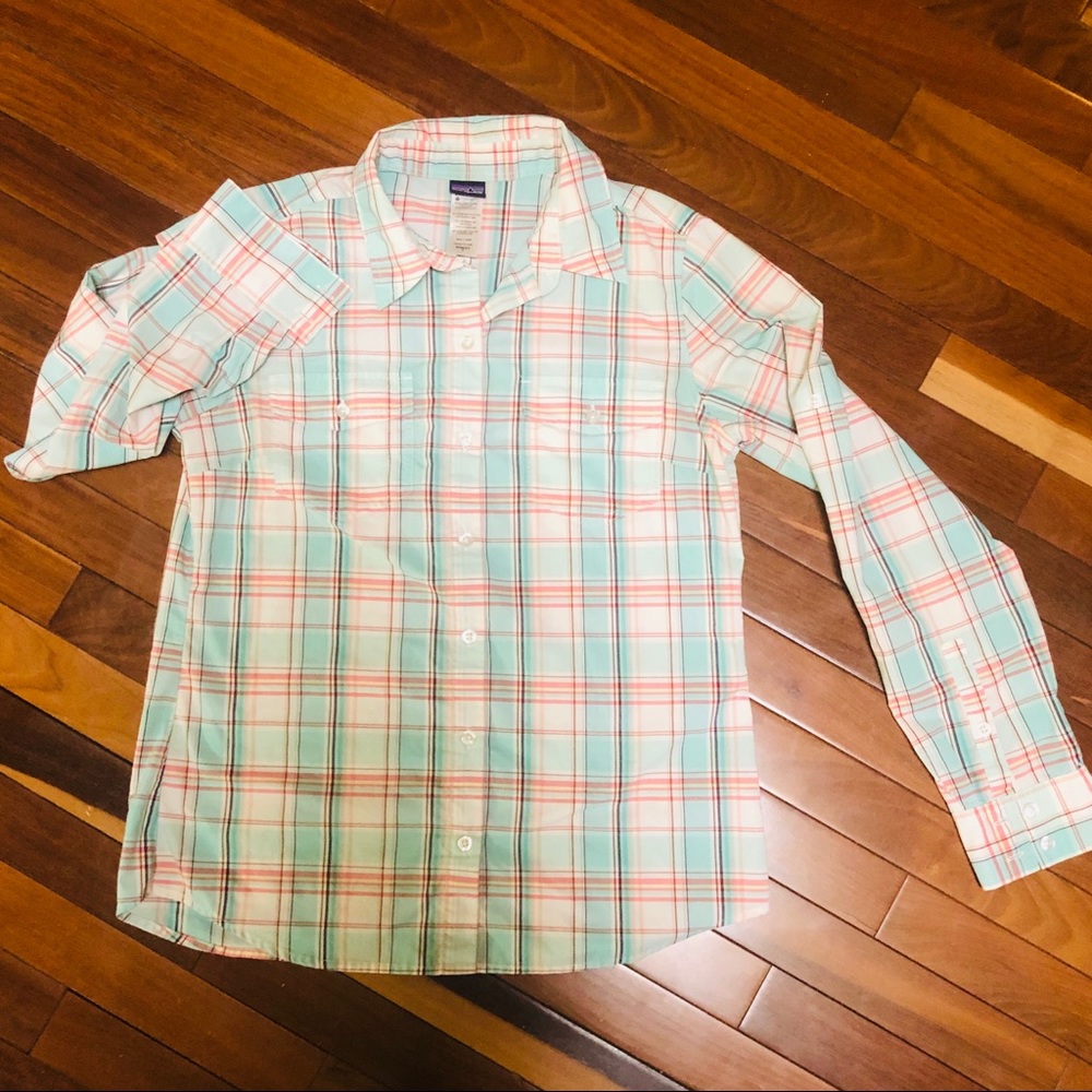 Patagonia plaid button down
